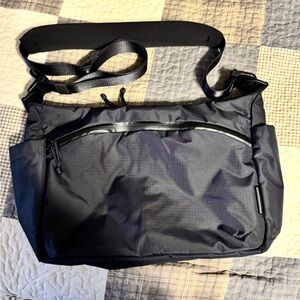 ALPAKA Flight Satchel black